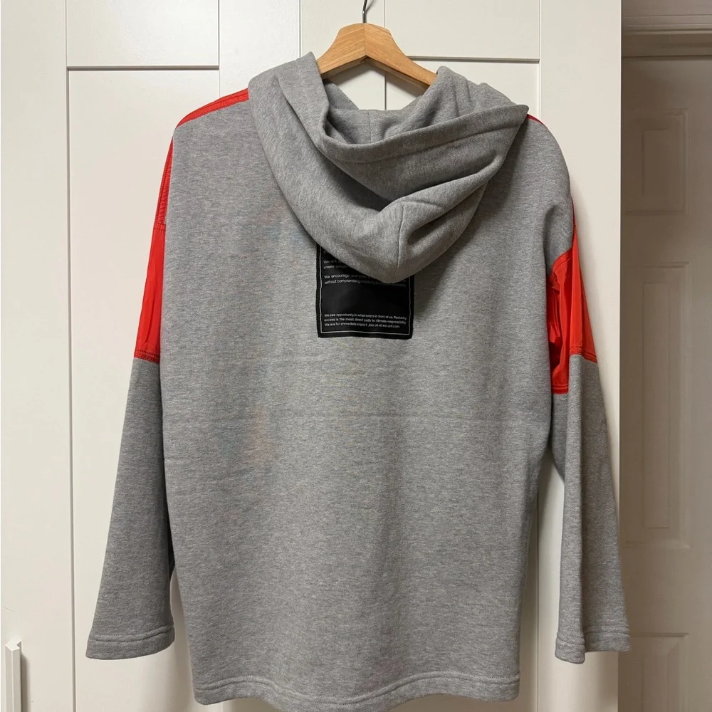 WE-AR4 Women's Red and Gray Mixed Up Hoodie - Picture 4 of 5